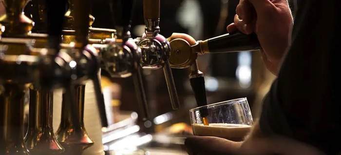 NCL, Henry's Pub.jpg